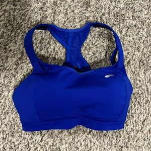 Brooks 34DD Sports Bra